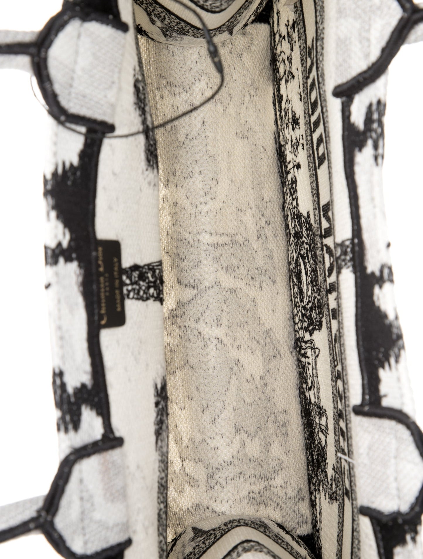Christian Dior Signature Book Medium 2024