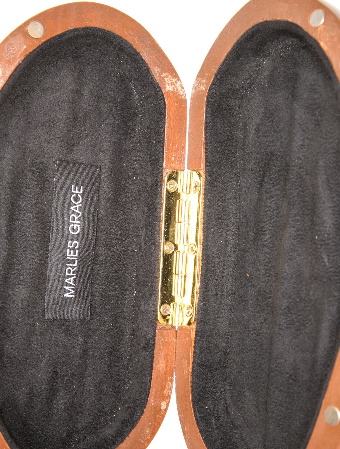 Marlies Grace Minaudière