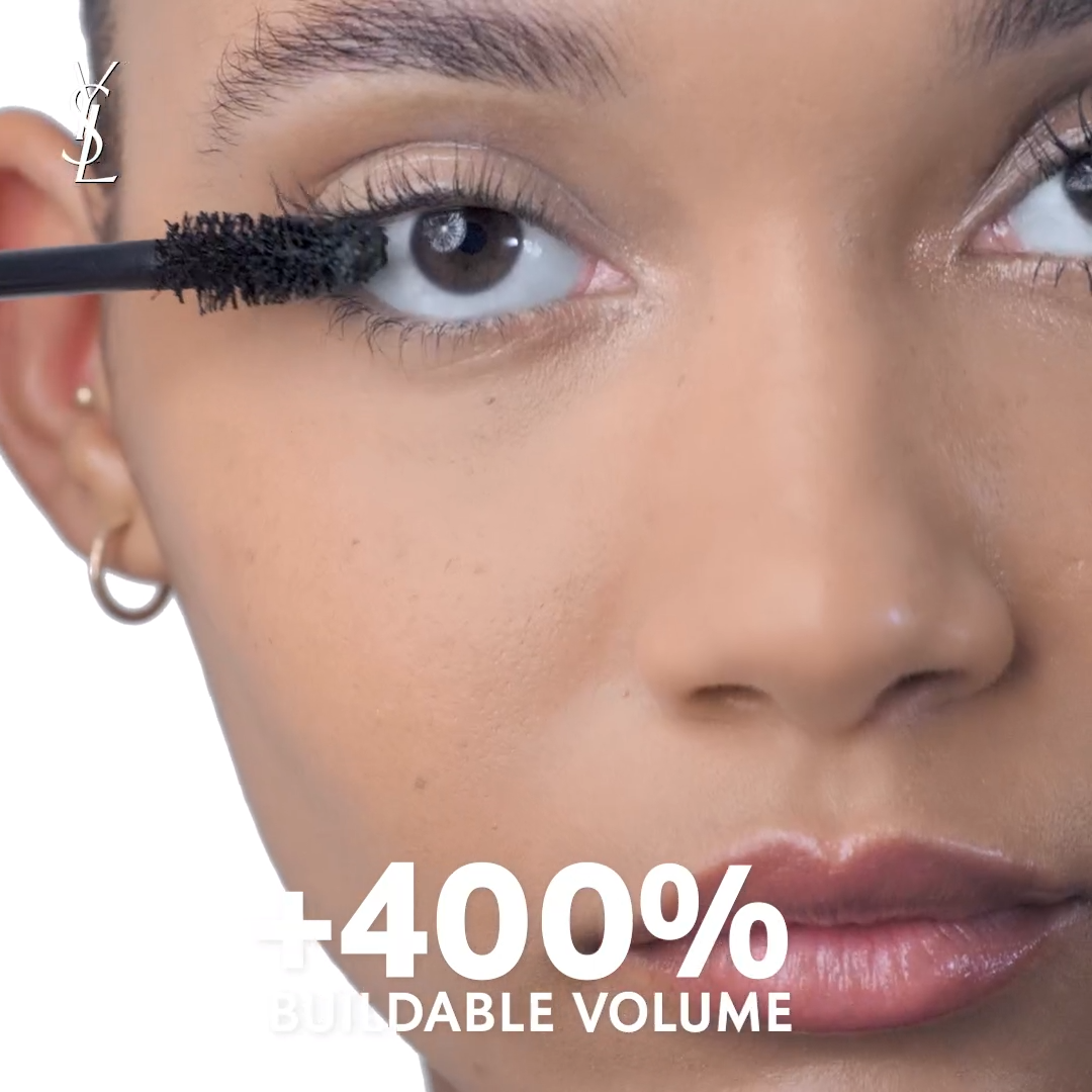 LASH CLASH EXTREME VOLUME WATERPROOF MASCARA