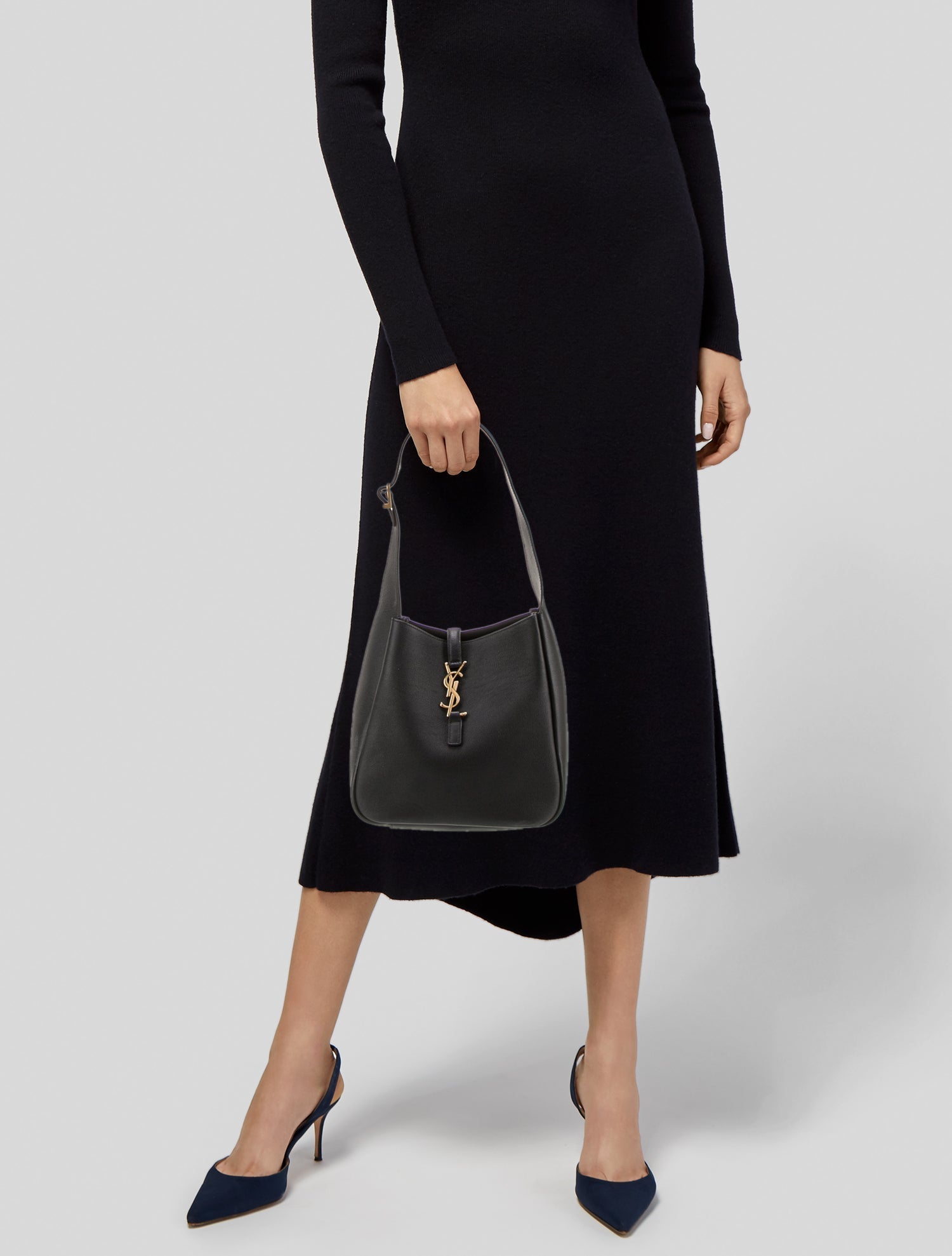 Saint Laurent Leather Le 5 à 7 2024