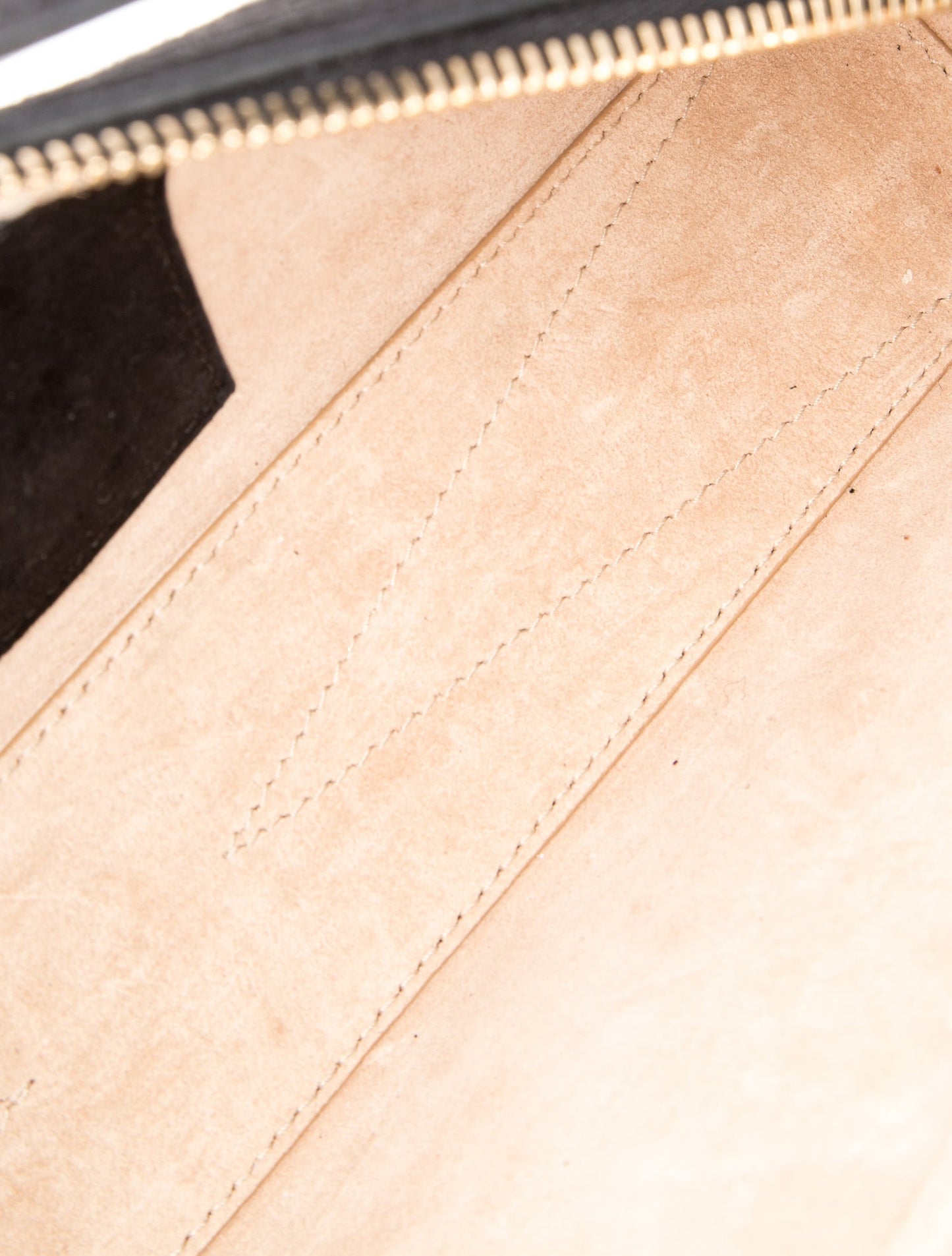 Alaïa Suede Le Teckel