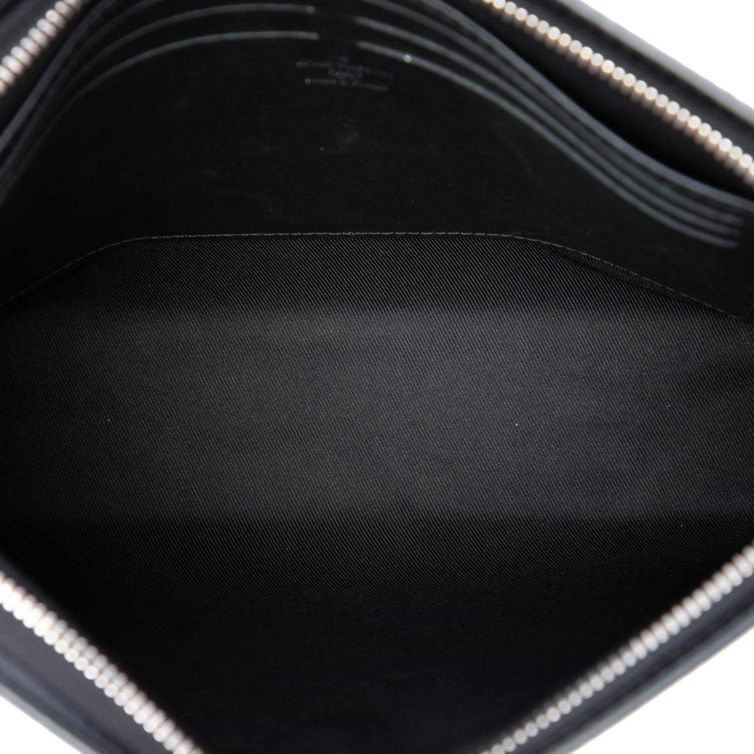 Louis Vuitton Damier Graphite Pixel Pochette Voyage