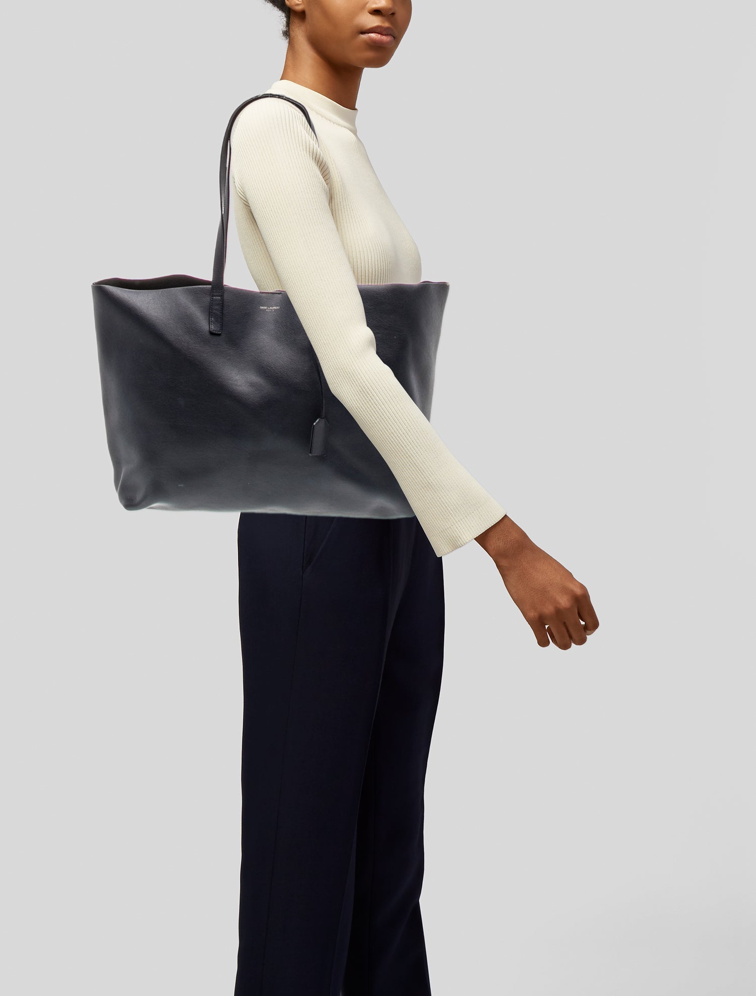 Saint Laurent Signature E/W Shopping