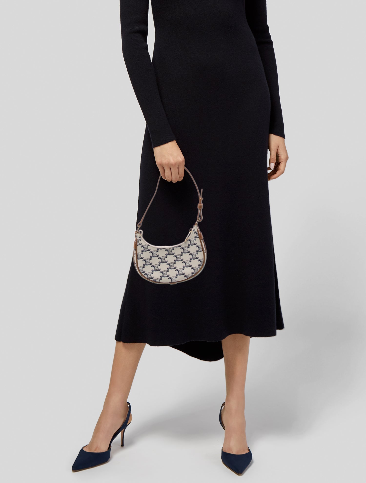 Celine Triomphe Ava