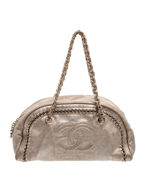 Chanel Luxe Ligne Bowler