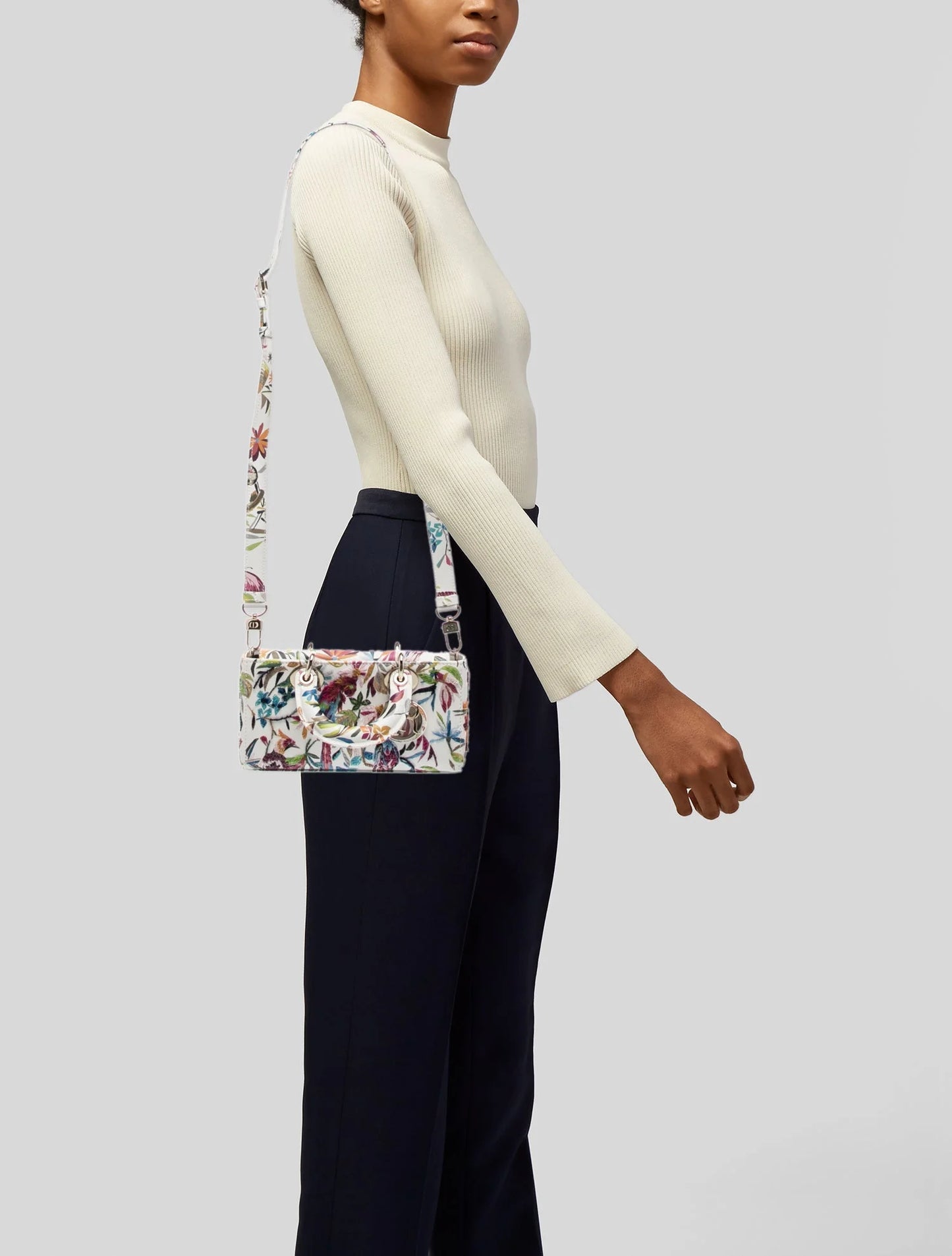 Leather Lady Dior 2023
