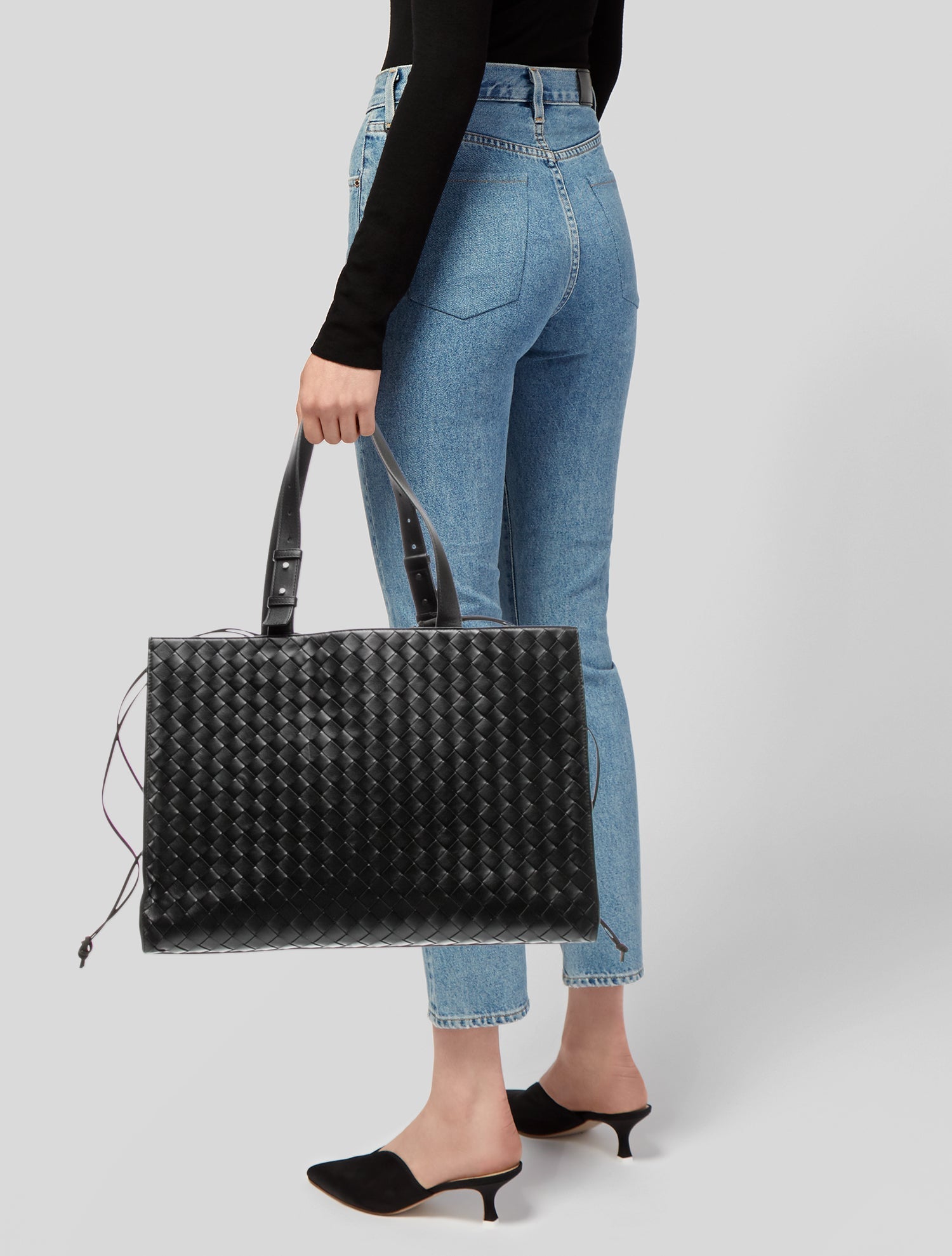 Bottega Veneta Intrecciato Cesta