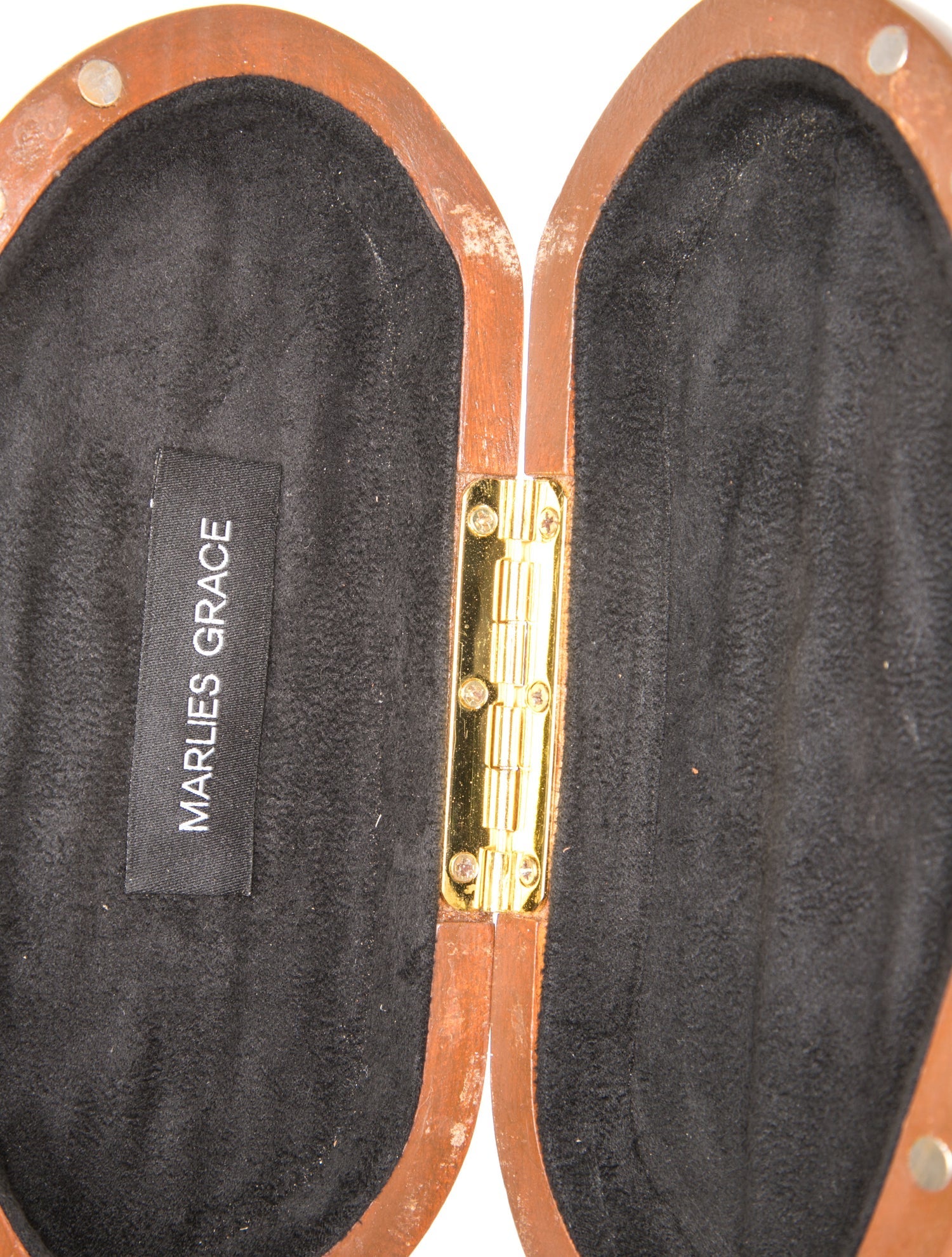 Marlies Grace Minaudière